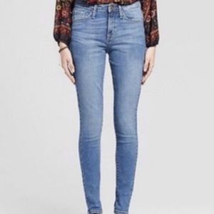5/$20 NWT Mossimo High Rise Skinny Denim 2L/26
